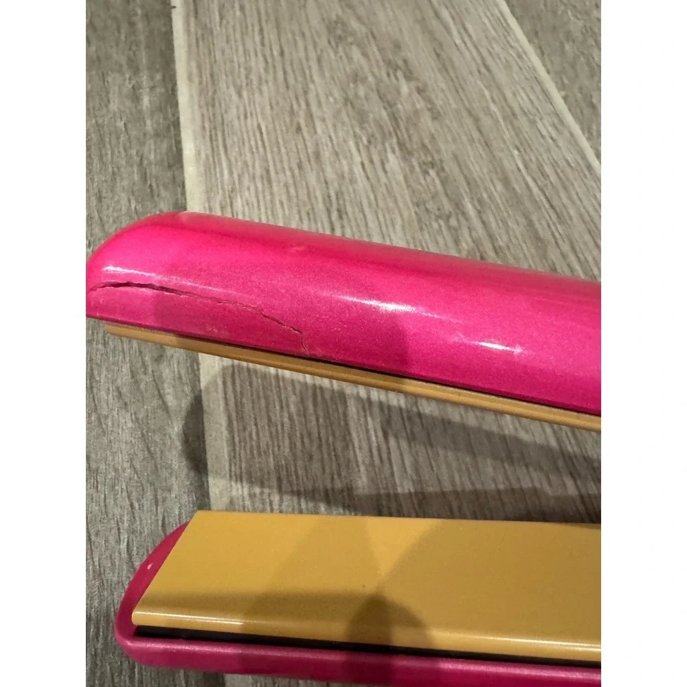 CHI Pink Flat Iron Hair Straightener Pink 1